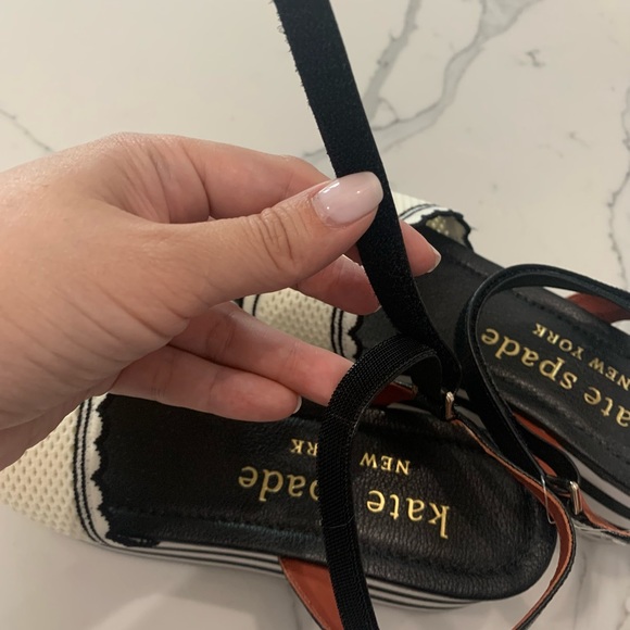 Kate Spade off white & Black 3inc platform shoes - Picture 4 of 6